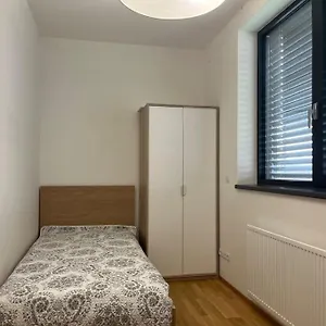 Holesovice,balkon,garaz Apartament